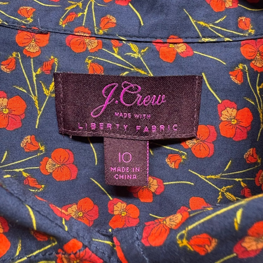 J.Crew Liberty Art Fabric Button Down Shirt Size 10 Floral Navy Peter Pan Collar - Picture 4 of 12